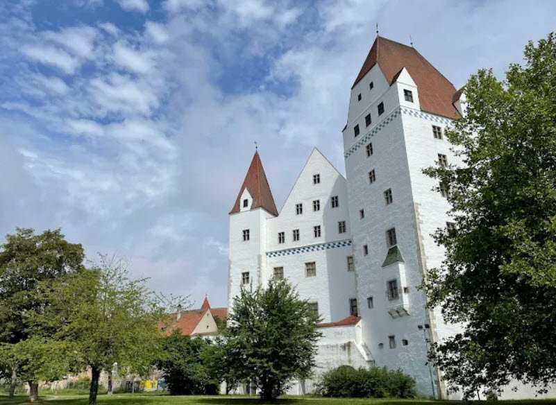 New Castle, Germany